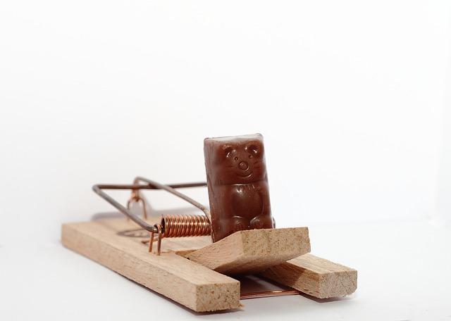 Мышеловка с шоколадной мышкой