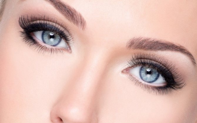 Владельцы серо-голубых глаз, согласно физиогномике, добры, отзывчивы, ранимы